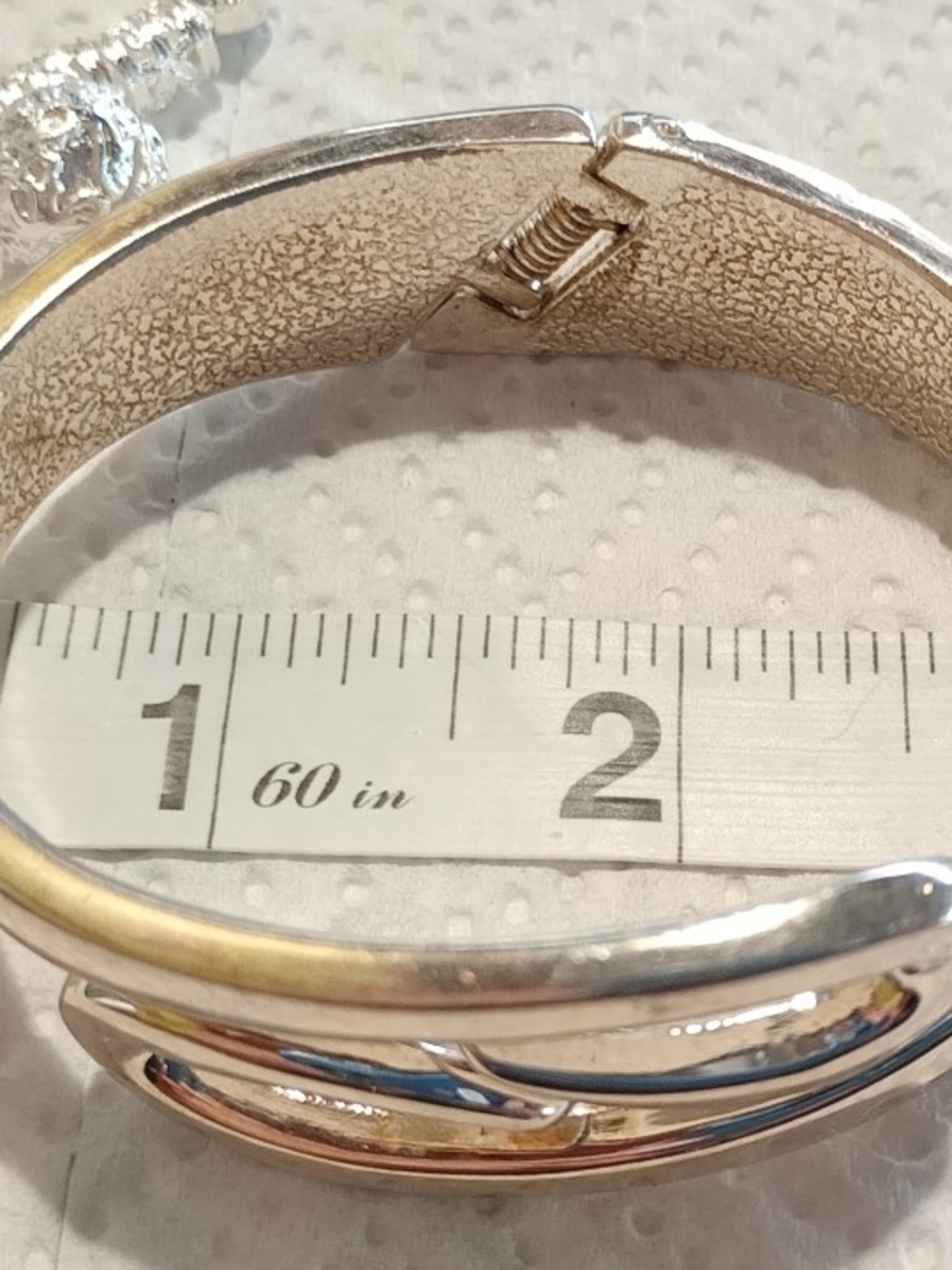 Vintage Silver-Tone Women's Swirl/Cuff Bangle Bracelet Set - Picture 6 of 10